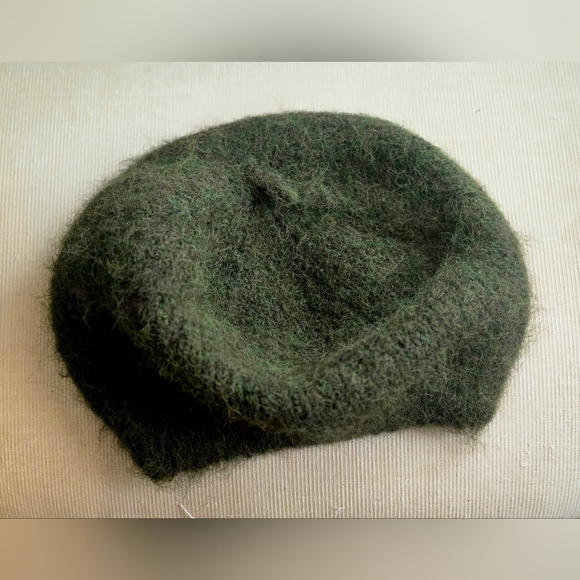 Easter Hat Simple Retro Olive Green Beret main image 5